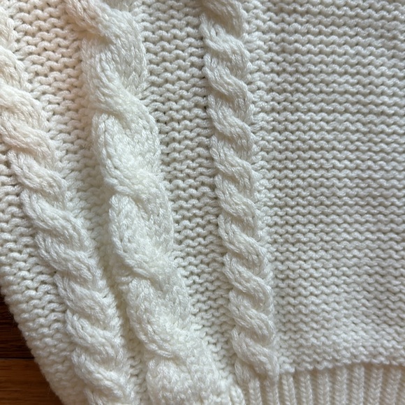 Vtg cable knit sweater vest - Picture 3 of 5